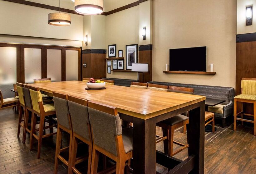 Hampton Inn & Suites Bouldernorth