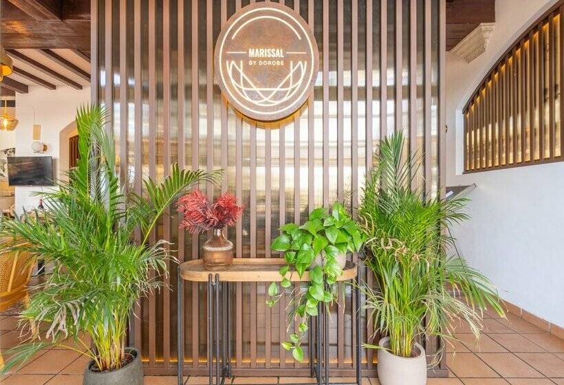 مسافرخانه Marissal by Dorobe Hotels