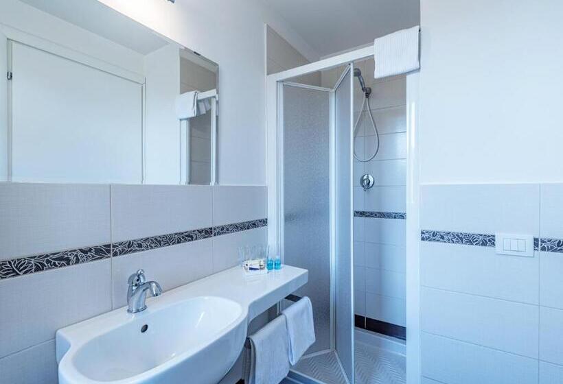 בית מלון כפרי Andreaneri