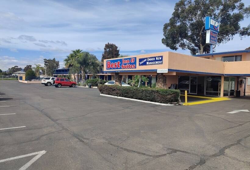 هتل Best Inn & Suites