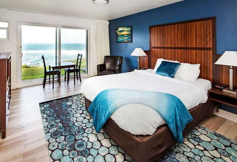 호텔 Clarion Inn Surfrider Resort