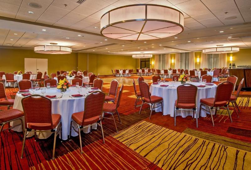 ホテル Courtyard By Marriott Glassboro Rowan University
