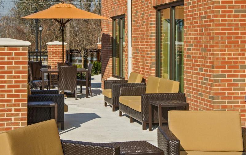 ホテル Courtyard By Marriott Glassboro Rowan University