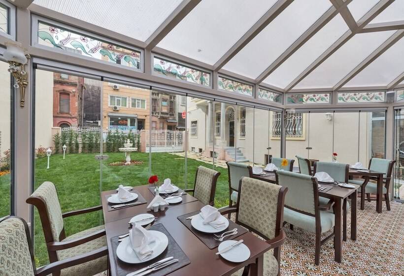 Fotos del hotel Enderun:  23