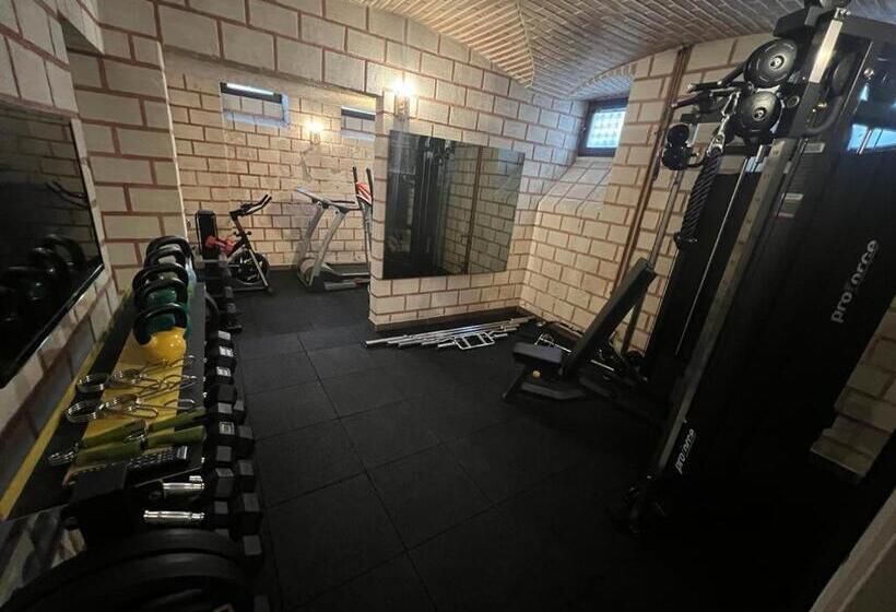 Fotos del hotel Enderun:  41