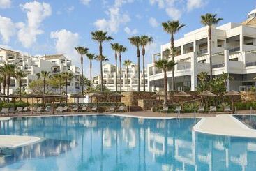 فندق Estepona  & Spa Resort