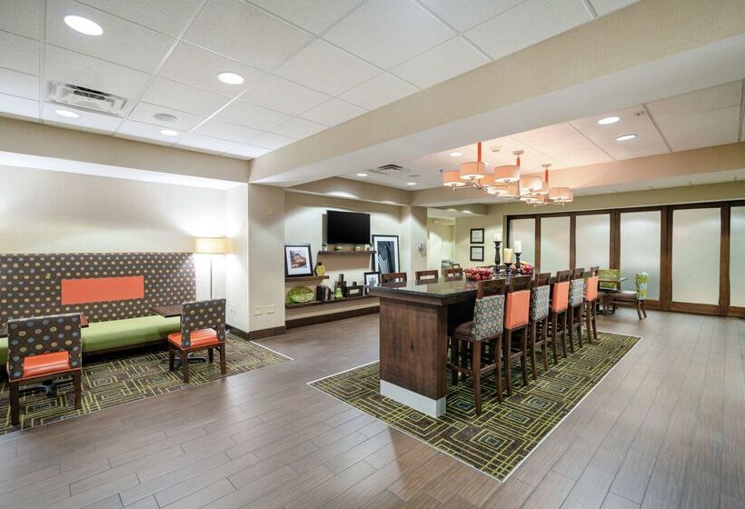 هتل Hampton Inn Huntington University Area