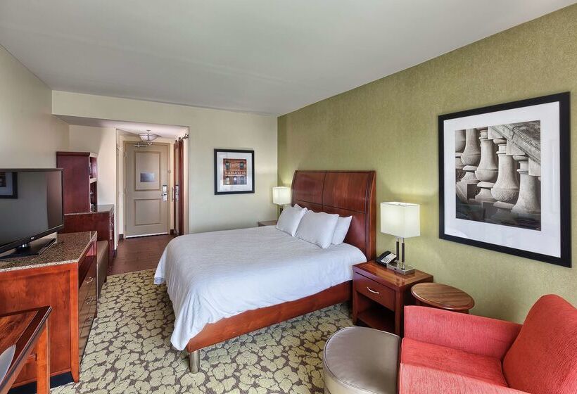 هتل Hilton Garden Inn Durham/university Medical Center