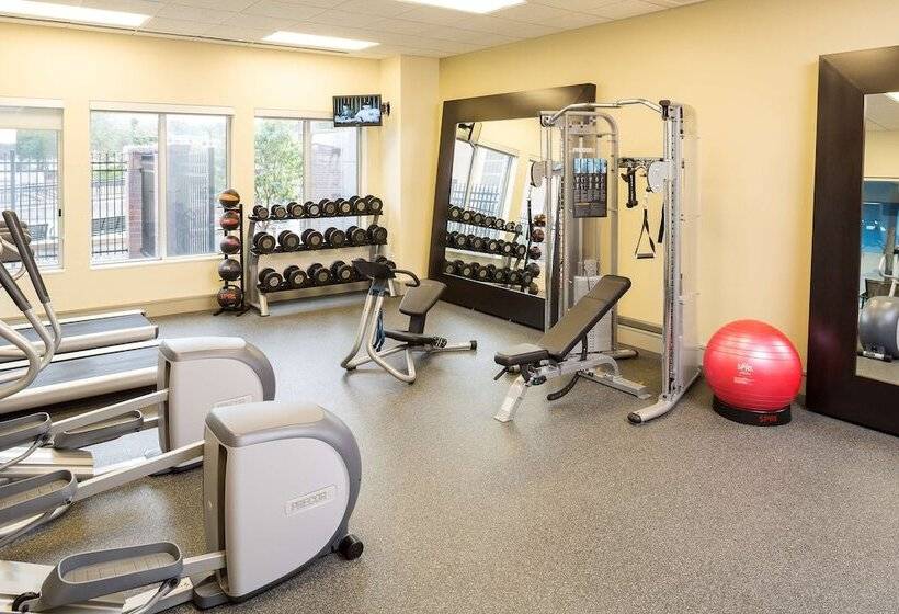 هتل Hilton Garden Inn Sioux Falls Downtown
