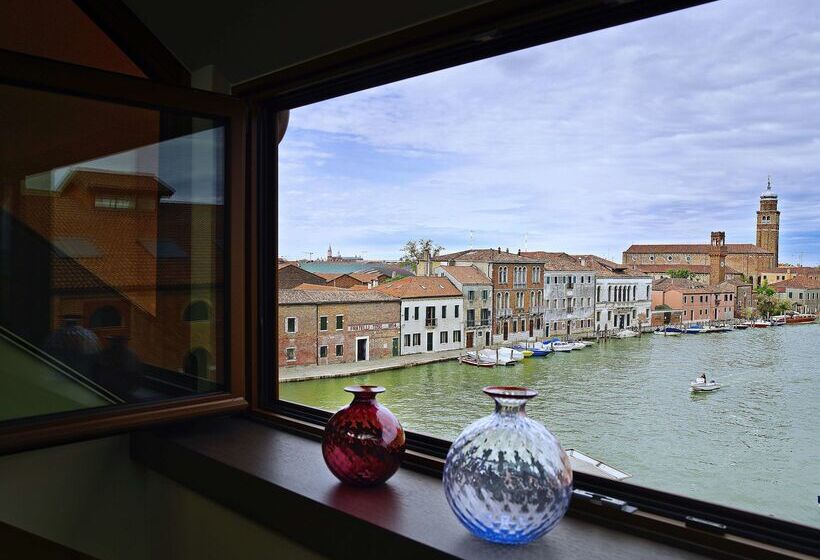 هتل Hyatt Centric Murano Venice