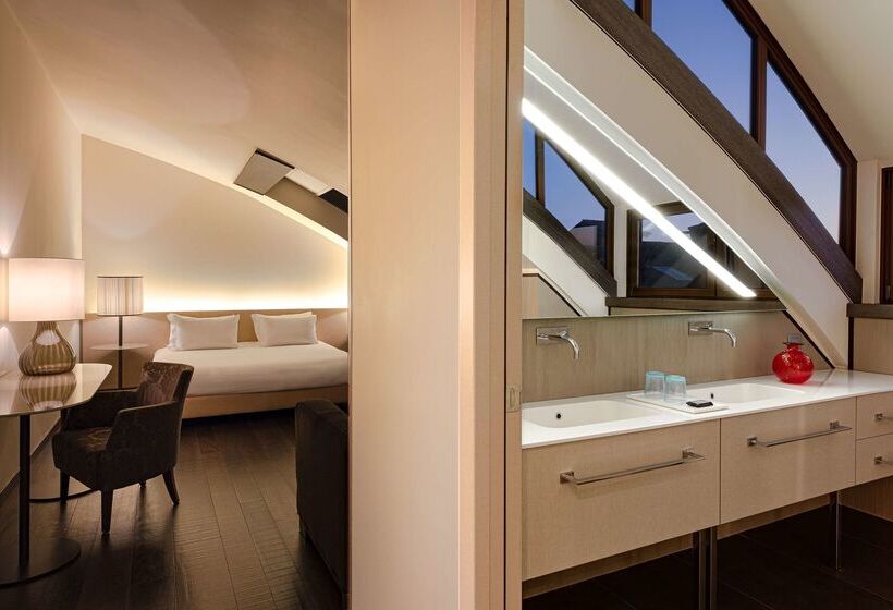 هتل Hyatt Centric Venice Murano