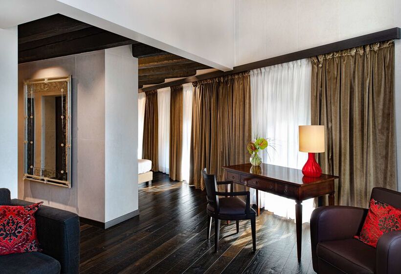 هتل Hyatt Centric Murano Venice