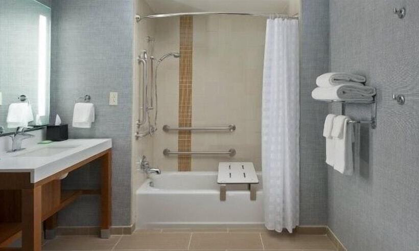 هتل Hyatt Place Charlotte Downtown