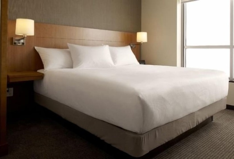 هتل Hyatt Place Charlotte Downtown