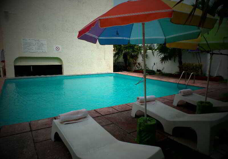 Fotos del hotel Ikaro Suites:  9