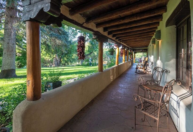 هتل Inn On La Loma Plaza