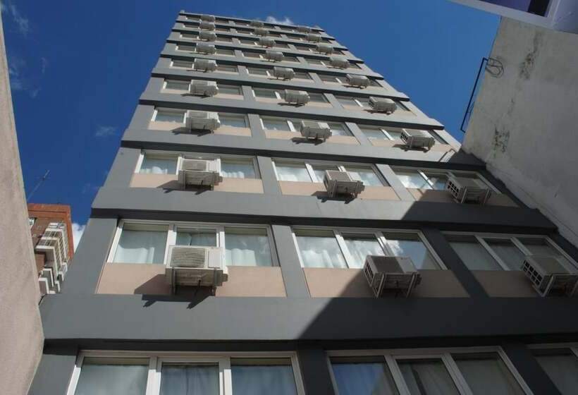 Juramento De Lealtad Townhouse