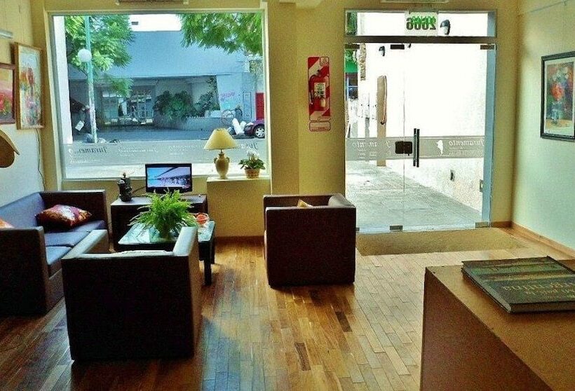 Fotos del hotel Juramento De Lealtad Townhouse:  26