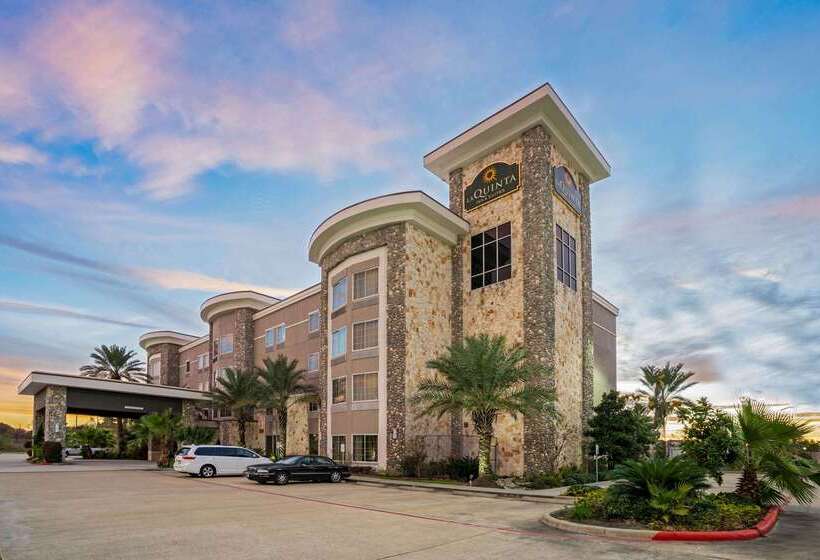 هتل La Quinta By Wyndham Houston Willowbrook