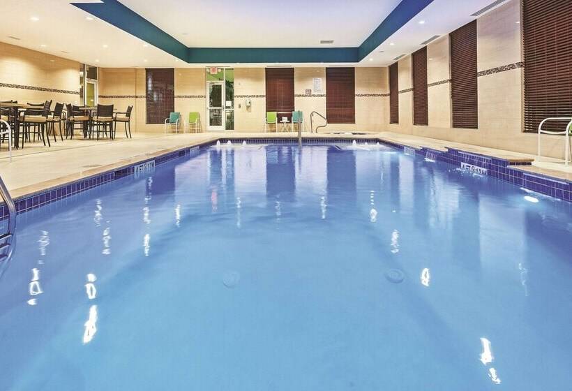 هتل La Quinta By Wyndham Houston Willowbrook