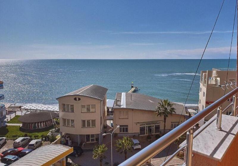 בית מלון כפרי Nais Beach