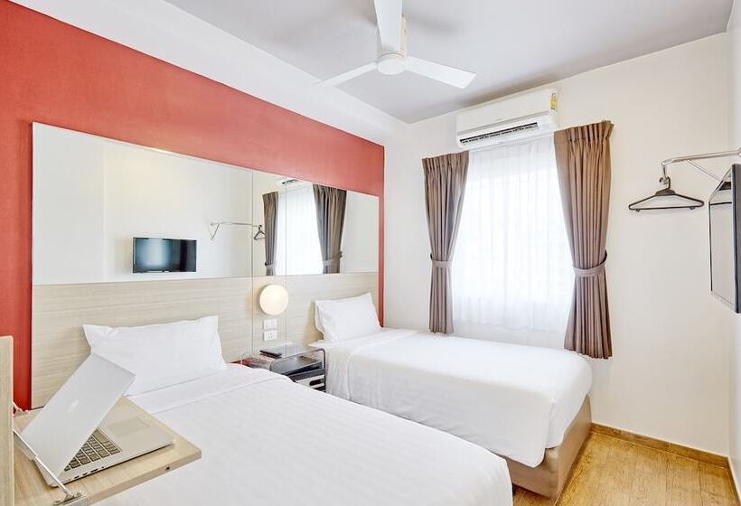 فندق Red Planet Phuket Patong   Sha Extra Plus