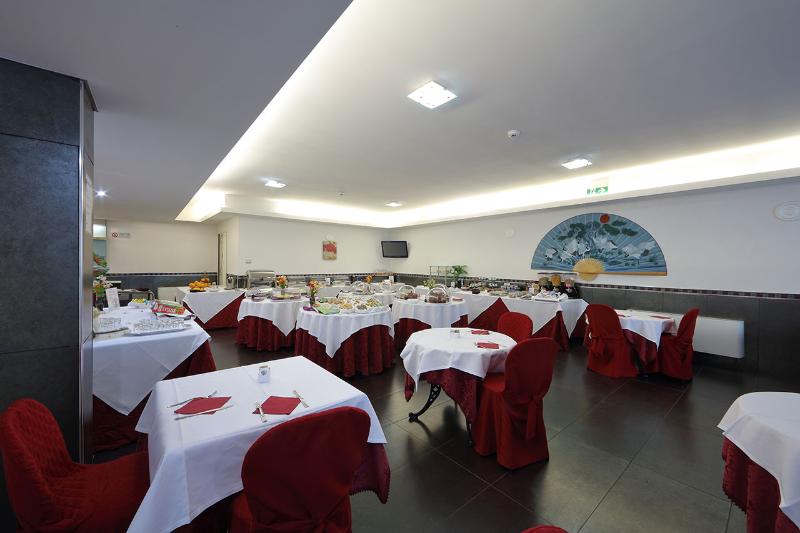 ホテル Relax Roma Nord