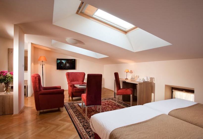 Fotos del hotel Santi:  3