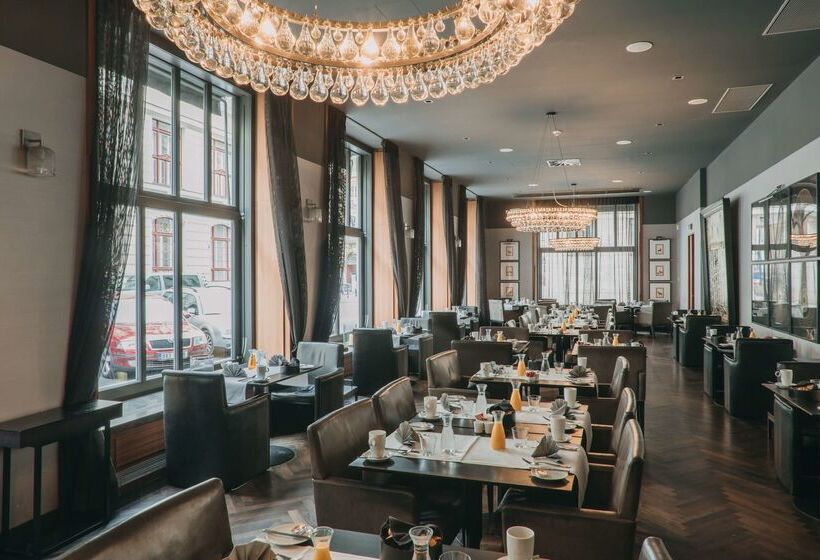 Fotos del hotel The Emblem:  10