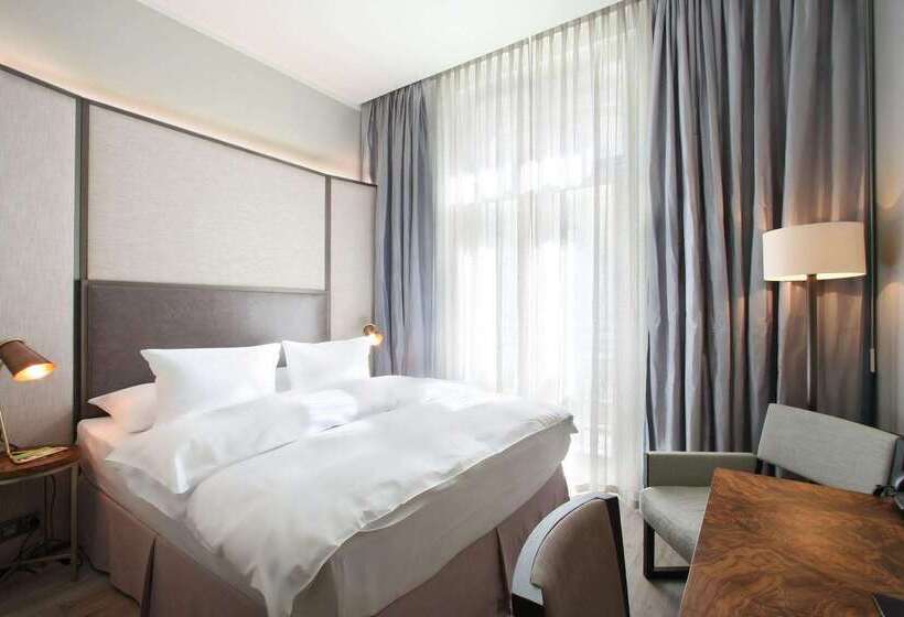 Fotos del hotel The Emblem:  42