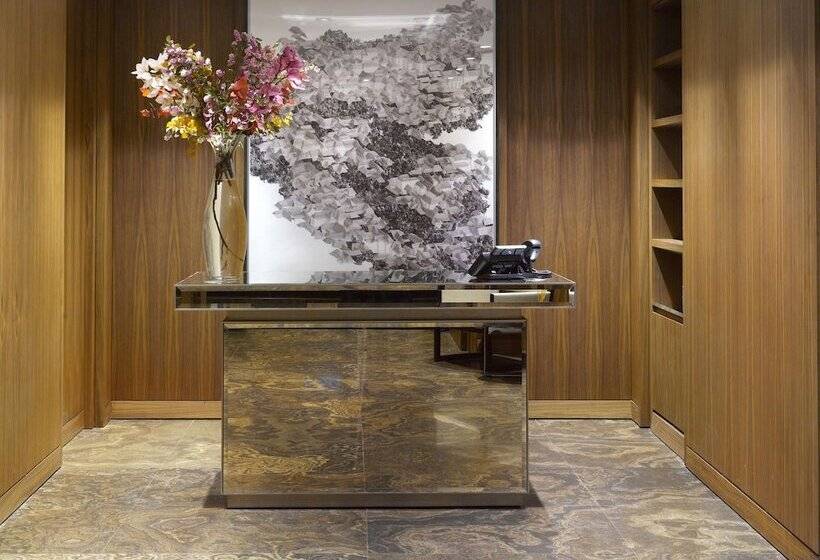 Fotos del hotel The Emblem:  20