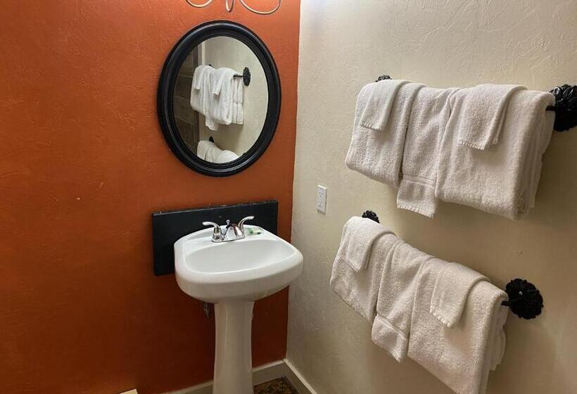 هتل The Viking Lodge   Downtown Winter Park Colorado