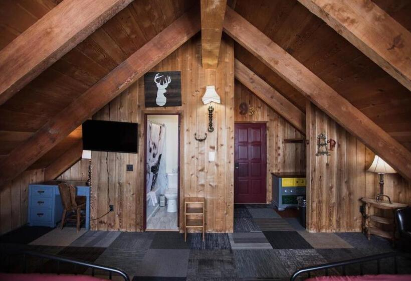 هتل The Viking Lodge   Downtown Winter Park Colorado