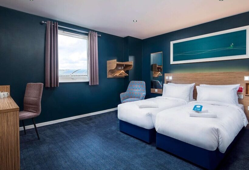 فندق Travelodge Manchester Salford Quays