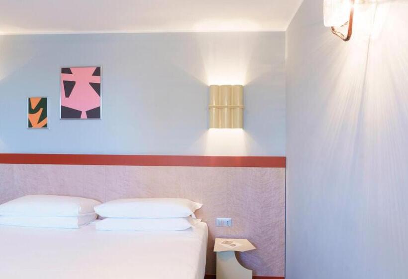 Moderno Hotel Roma