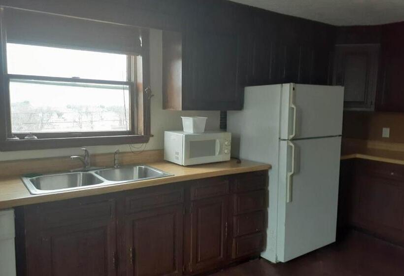 فندق على الطريق Holiday Lodge Virginia