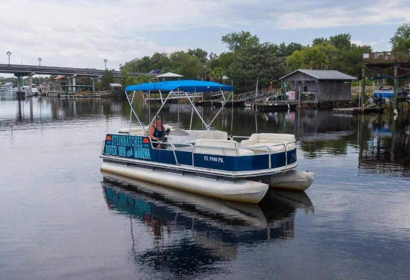 فندق على الطريق Steinhatchee River Inn And Marina