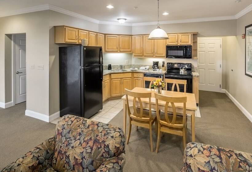 Steele Hill Resorts