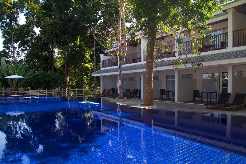 استراحتگاه Sentido Khao Lak