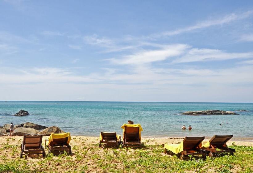 استراحتگاه Sentido Khao Lak
