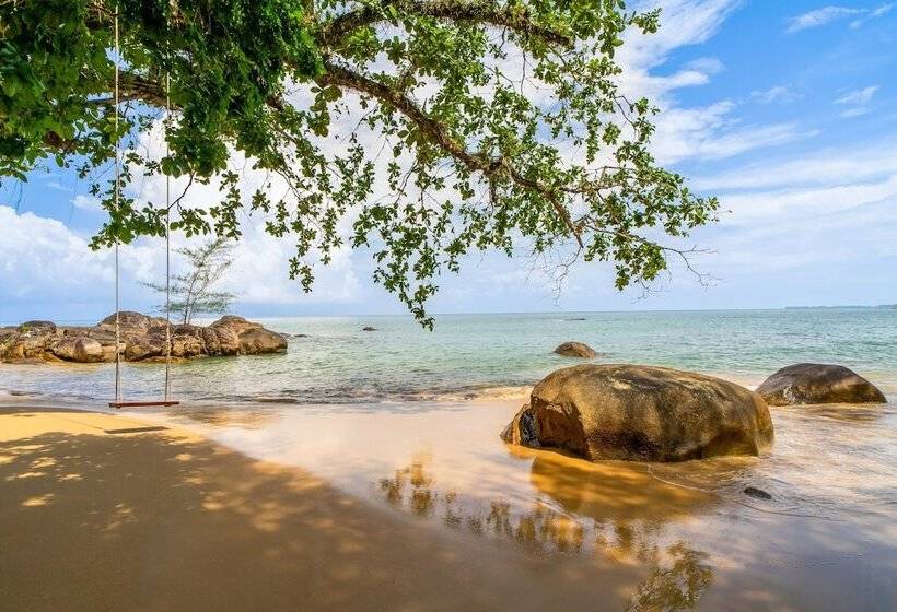 استراحتگاه Sentido Khao Lak