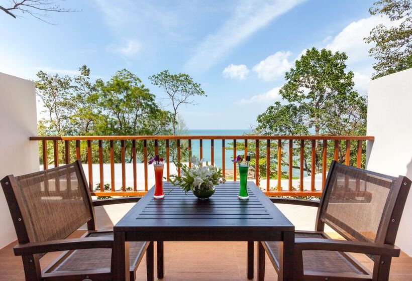 استراحتگاه Sentido Khao Lak