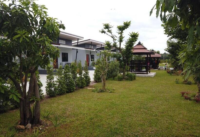 استراحتگاه เดอะเบสรีสอร์ทพัทลุง