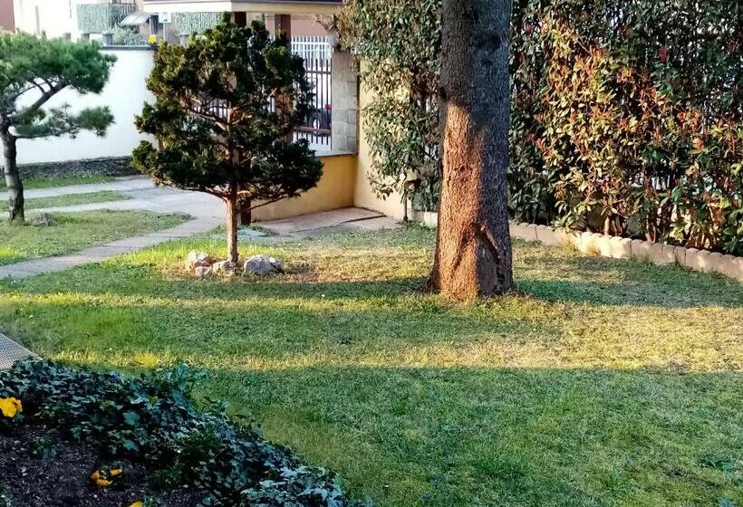 B&b Accogliente A Due Passi Dal Metrò Di Milano   Casa Adriana