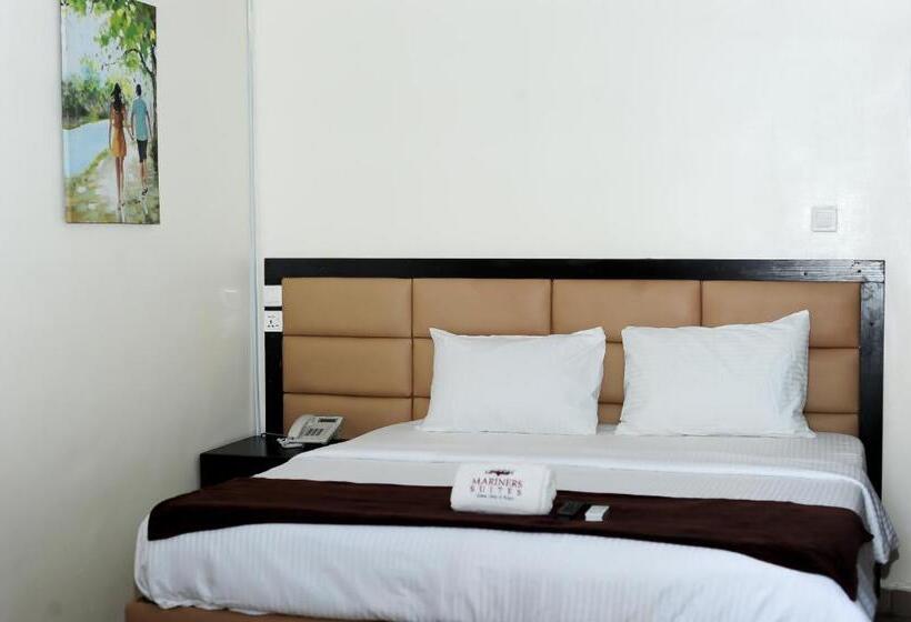 هتل Mariners Suites Lagos