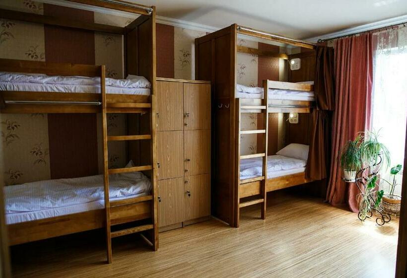 פנסיון Sweet Home Hostel