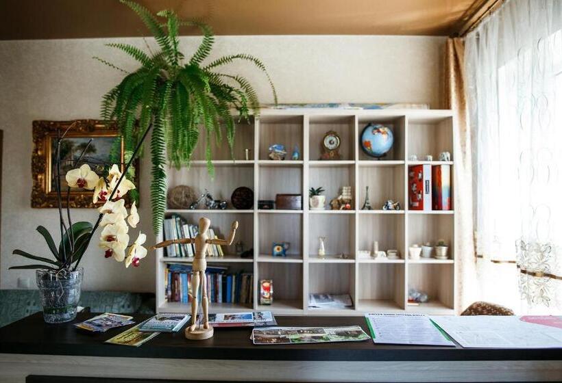 פנסיון Sweet Home Hostel