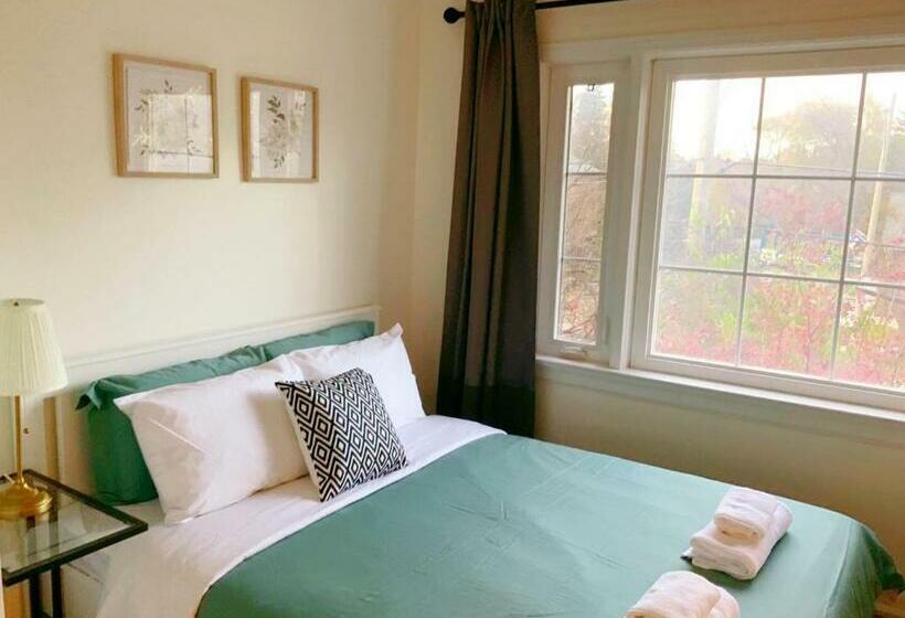 פנסיון Leaside Garden Guesthouse