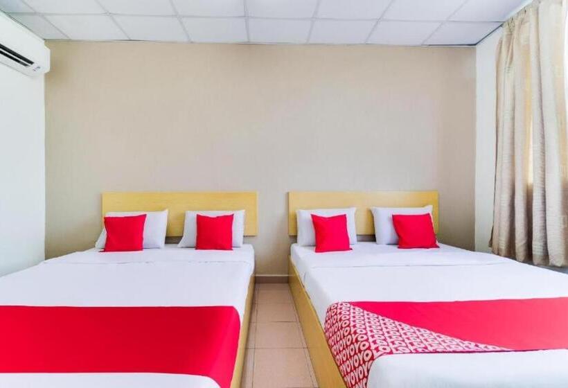 Cp Hotel