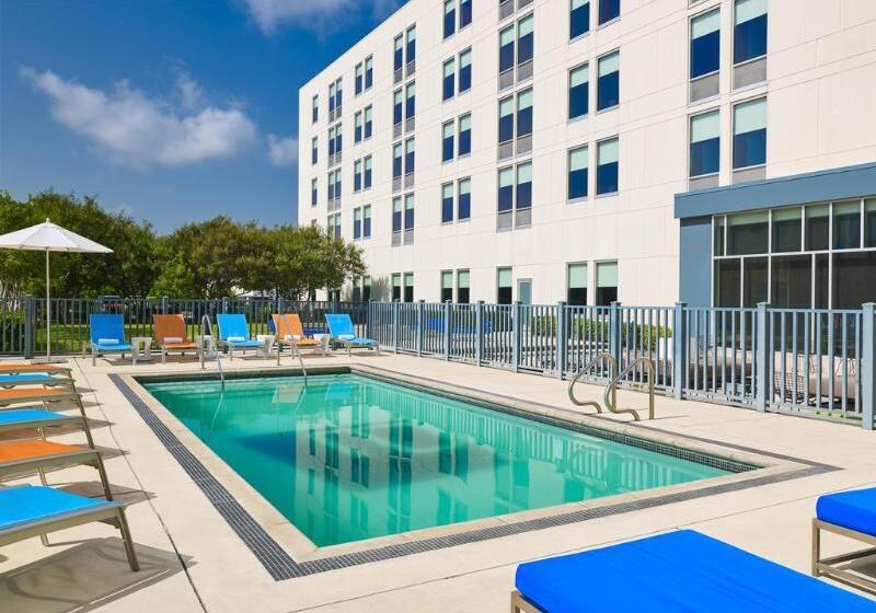 Aloft Hotel Frisco